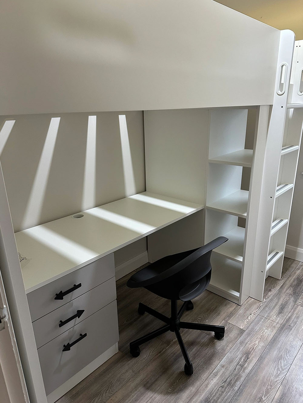 Bunk bed desk