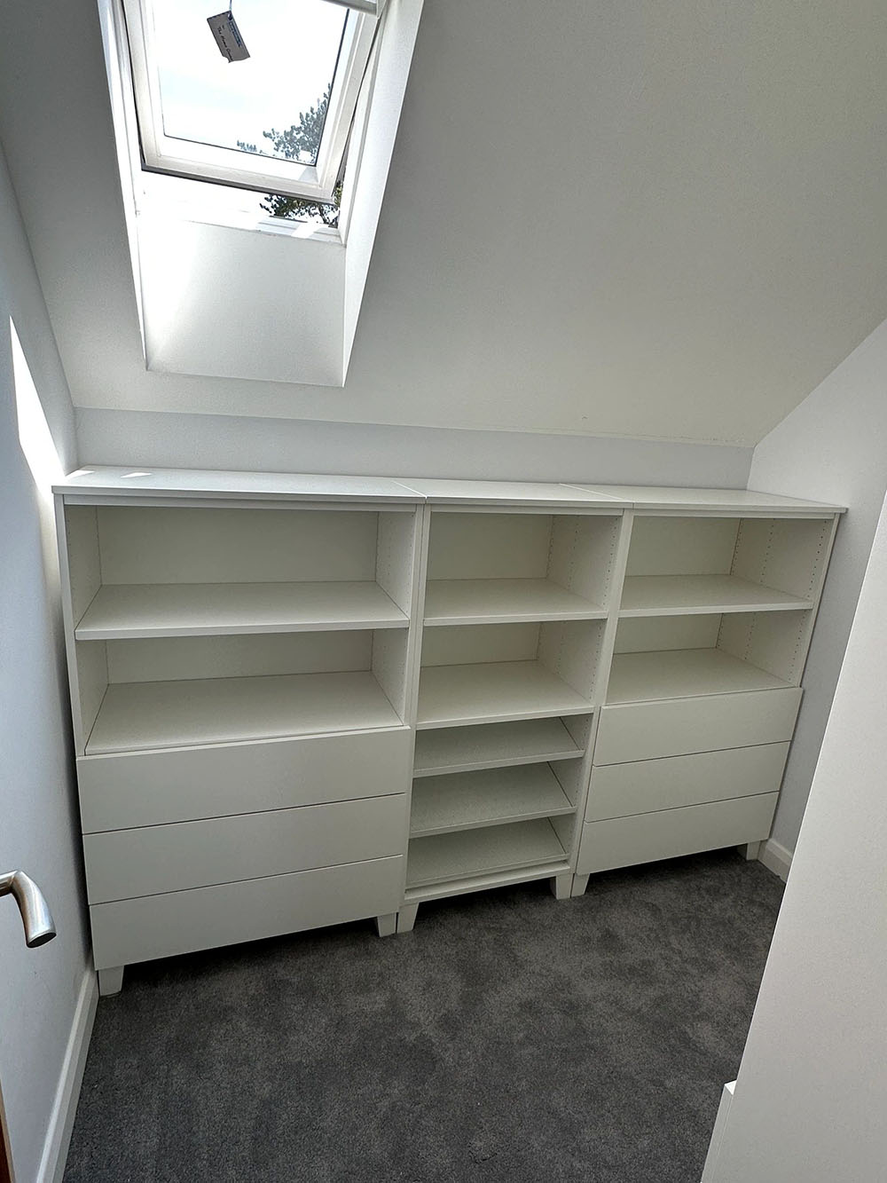 Fitted cabinet